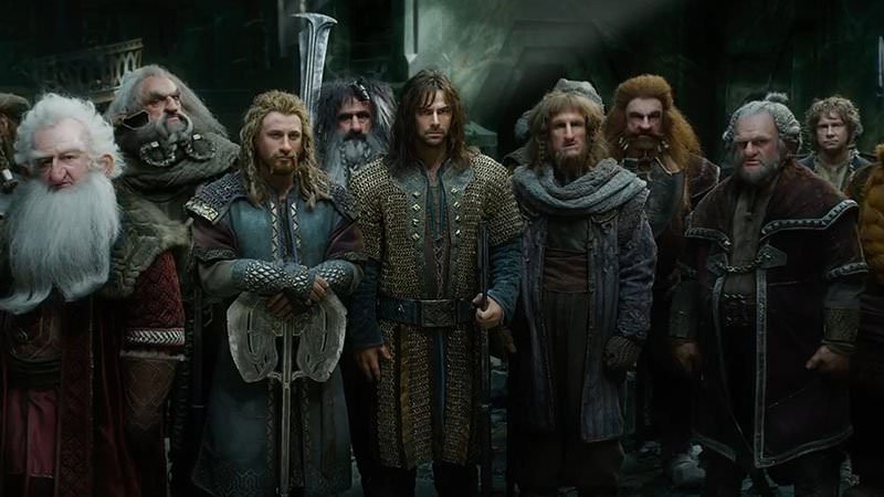 hobbits, lots of hobbits