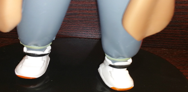 The Feet Won't Go IN