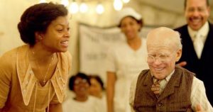 Brad Pitt and Taraji P Henson go to church in The Curious Case of Benjamin Button