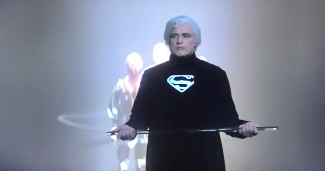 Jor-El passes judgement on Kryptonian criminals