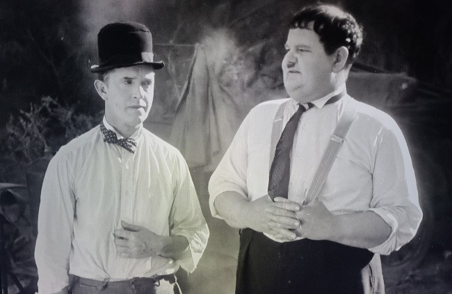 Camping with Laurel and Hardy